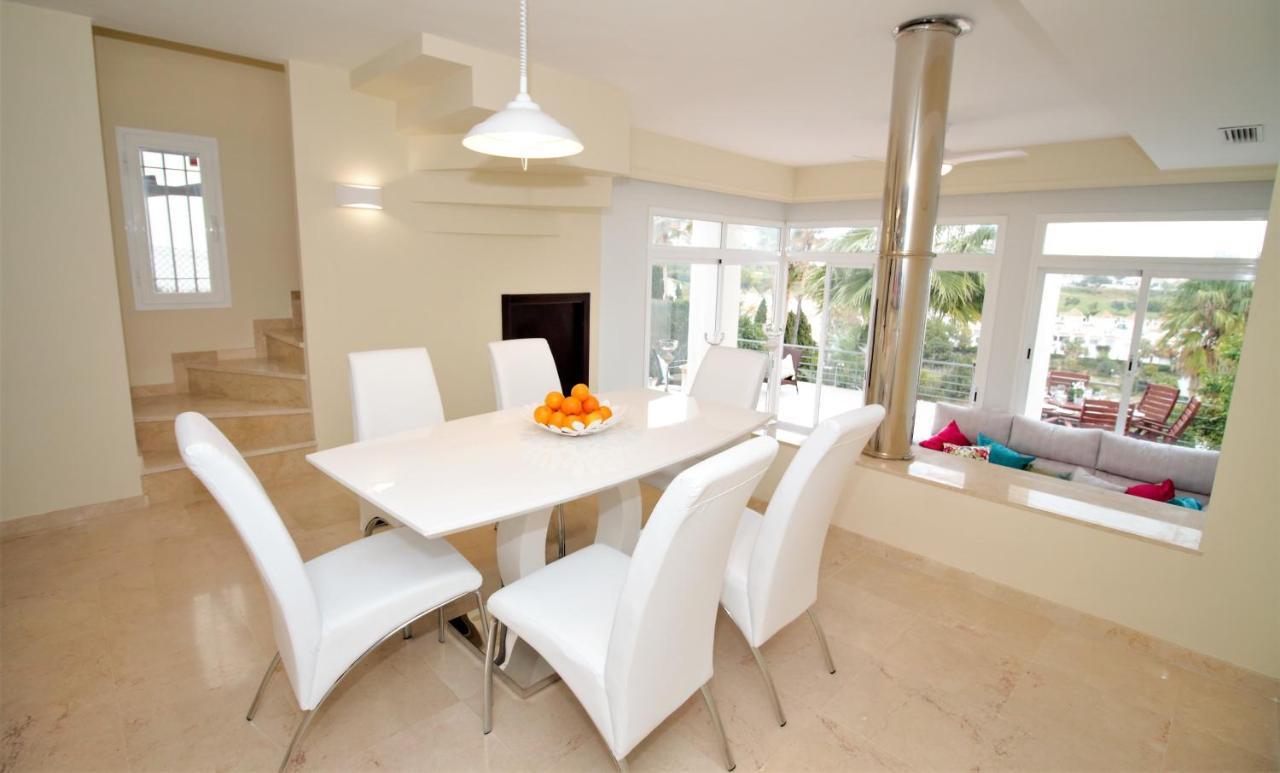 Villa Rosa Luxury Private Large Villa To Rent Manilva Bagian luar foto